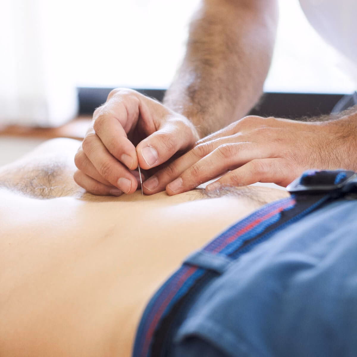 What is 1 cun in acupuncture?