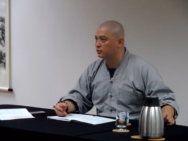 Who is Lee Holden QiGong?