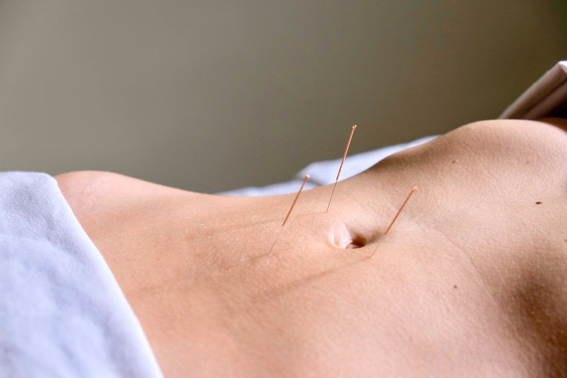 What causes neuropathy in abdomen?