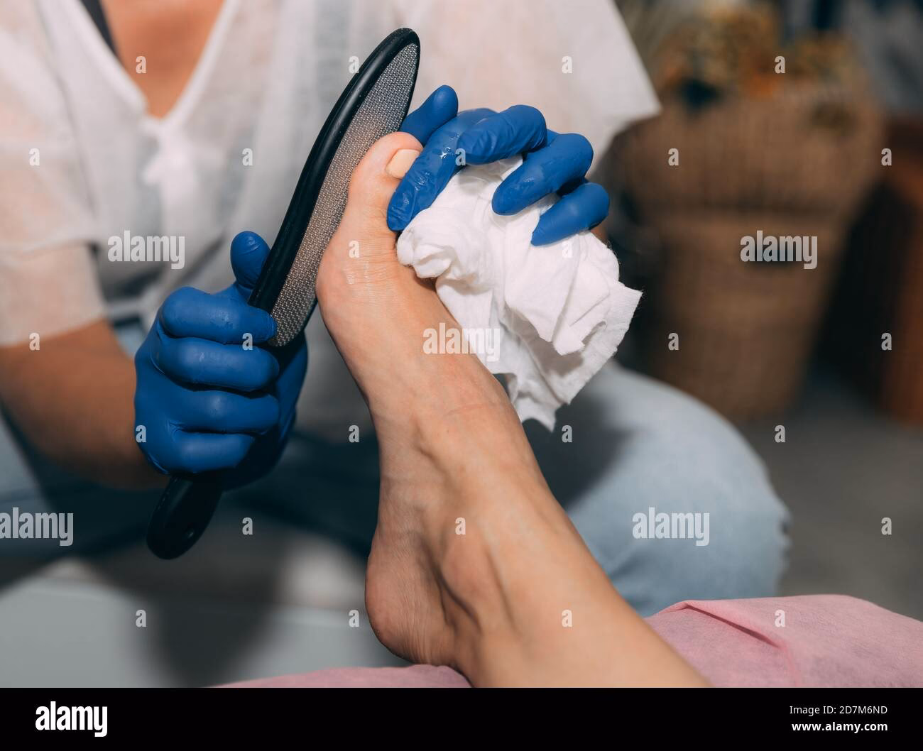 Does acupuncture help with urine retention?