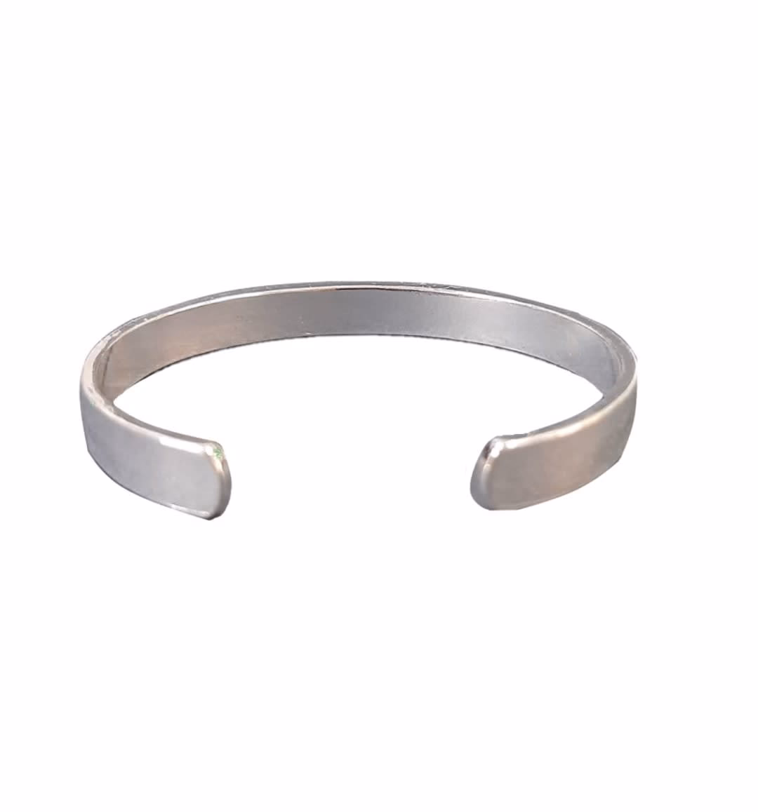 ¿Qué beneficios tiene la pulsera de cobre con imanes?