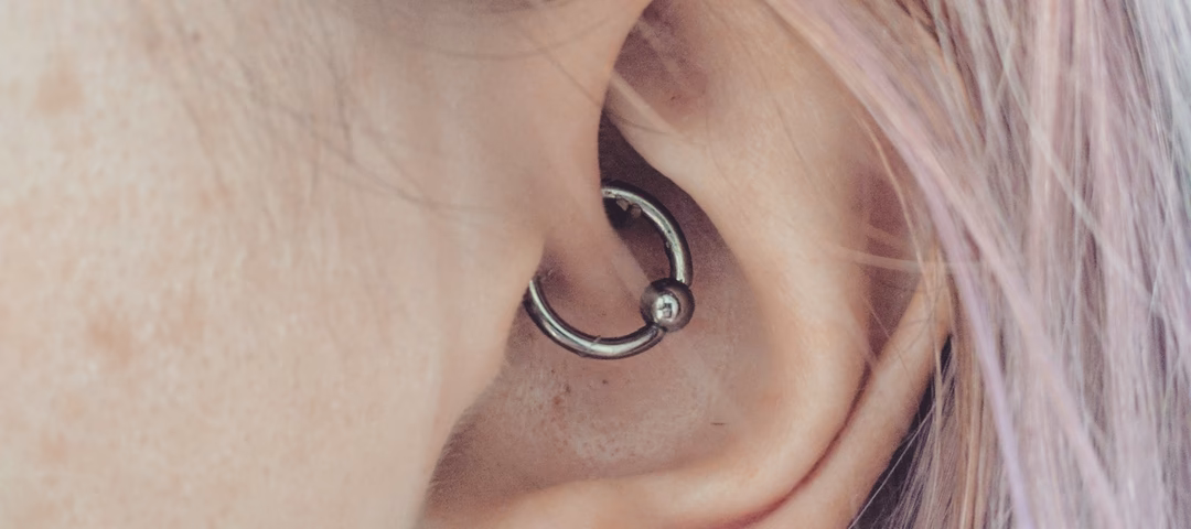 ¿Dónde se pone el daith?